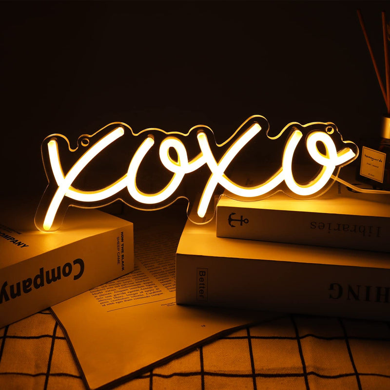 【We donate £1 for every £10 sold to aid Turkey】XOXO Light Up Signs USB Powered Pink Neon Lights Signs for Bedroom Kids Room Bar Wedding Party Decoration